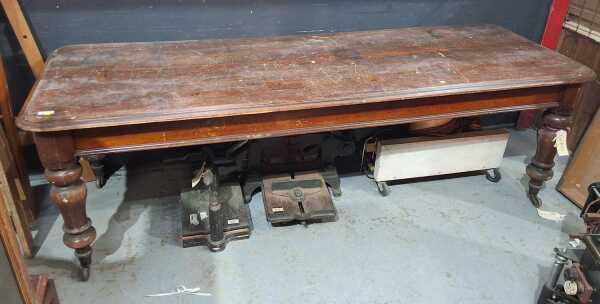 LIBRARY TABLE
