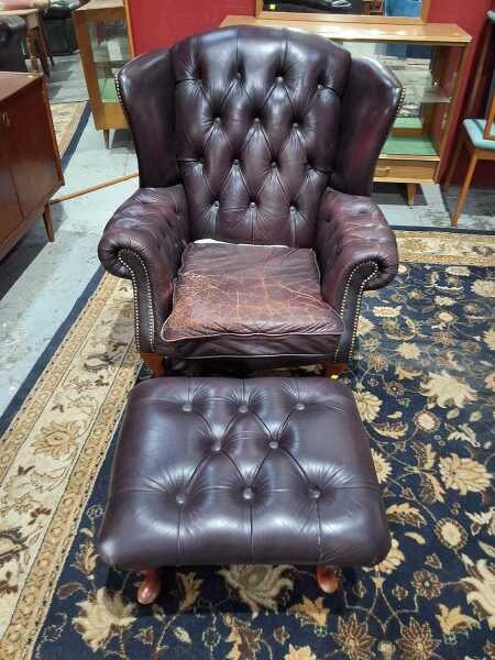 ARMCHAIR AND STOOL