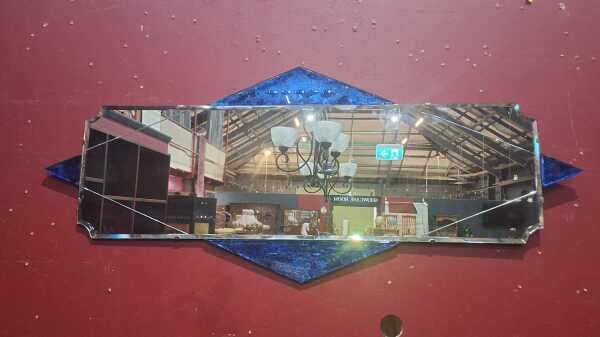 WALL MIRROR