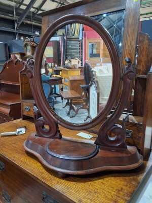 DRESSING MIRROR
