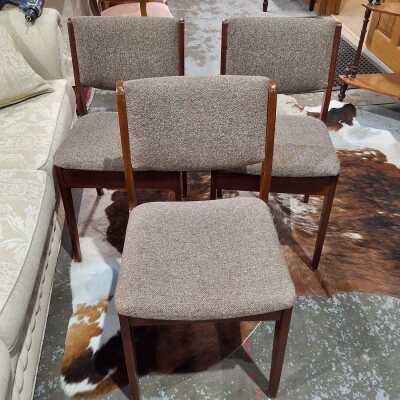 DINING CHAIRS