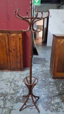 HAT STAND
