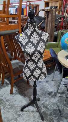 DRESSMAKERS MANNEQUIN