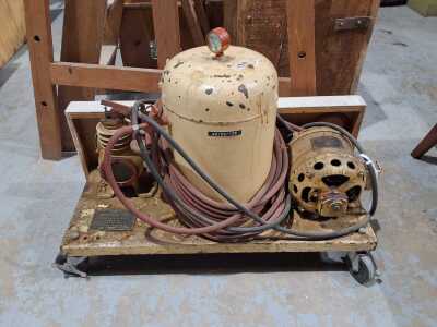 VINTAGE COMPRESSOR