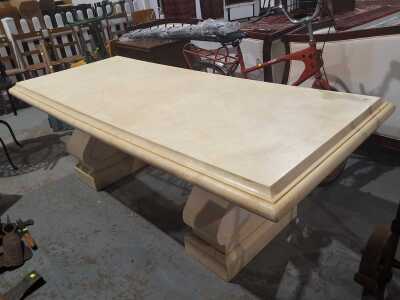 OUTDOOR TABLE