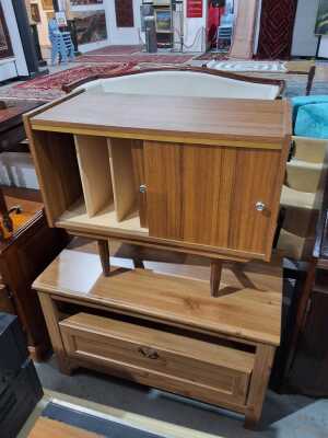 ENTERTAINMENT UNITS