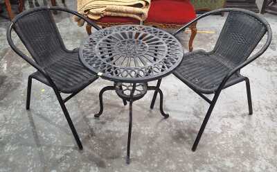 OUTDOOR SETTING