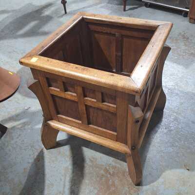 PLANTER
