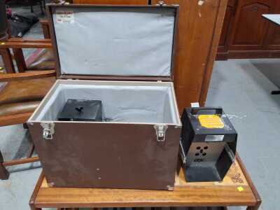 POLAROID CAMERA