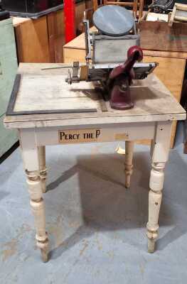 VINTAGE PRESS