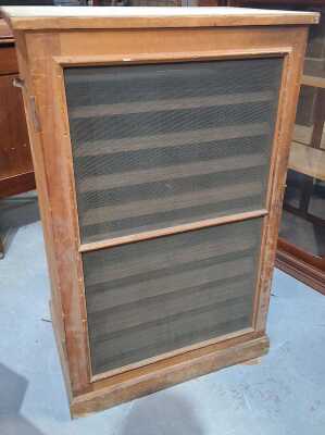 DRYING CABINET