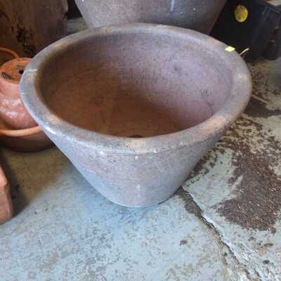 PLANT POT