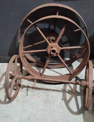 VINTAGE WHEELS