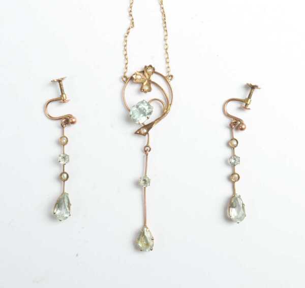 JEWELLERY SUITE
