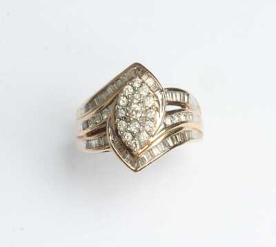 GOLD RING