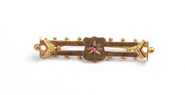 GOLD BROOCH