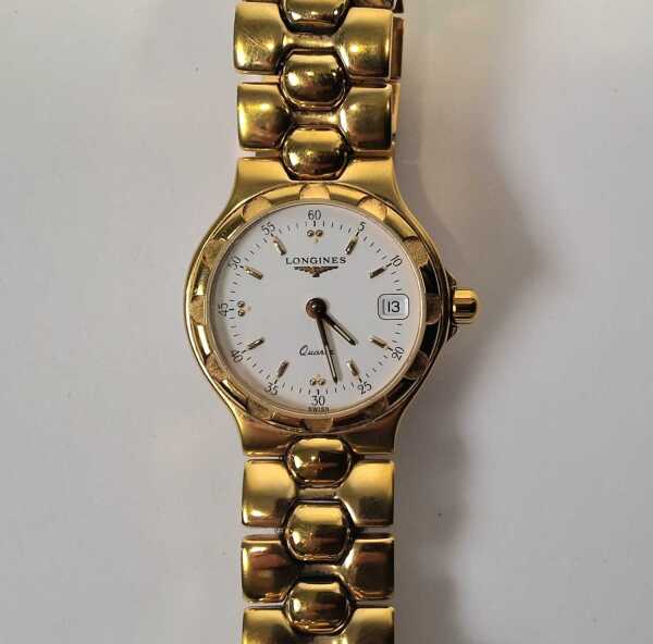 WRISTWATCH