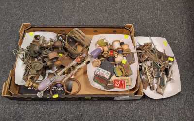 ASSORTED COLLECTABLES