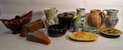 STUDIO POTTERY