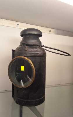 RAIL LAMP