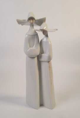 LLADRO FIGURE