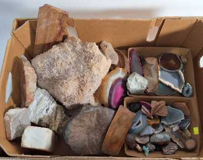 ROCKS & MINERALS