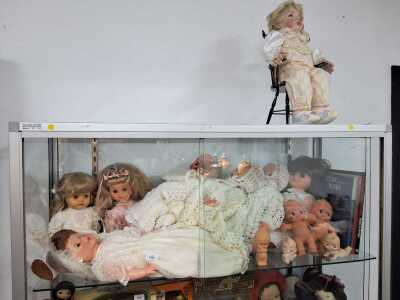 DOLLS