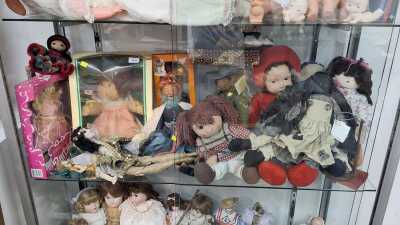 DOLLS