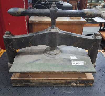 BOOK PRESS