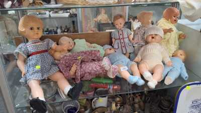 DOLLS
