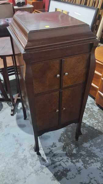 GRAMOPHONE