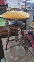 STOOL