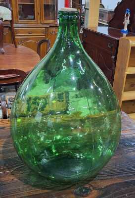 DEMIJOHN