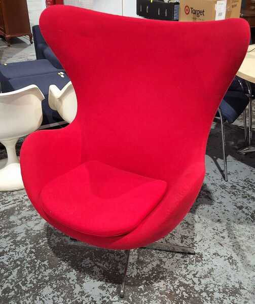 EGG CHAIR