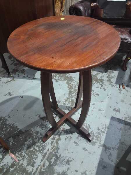 LAMP TABLE