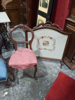 SCREEN AND CHAIR