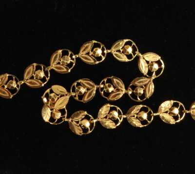 GOLD NECKLACE