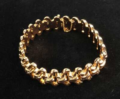 GOLD BRACELET