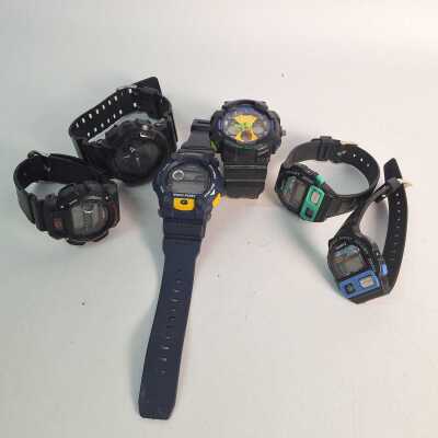 WRIST WATCHES