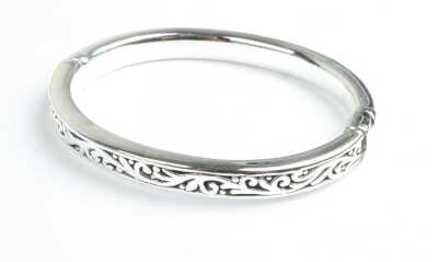 SILVER BANGLE