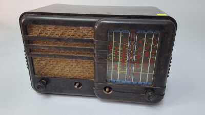 MANTEL RADIO