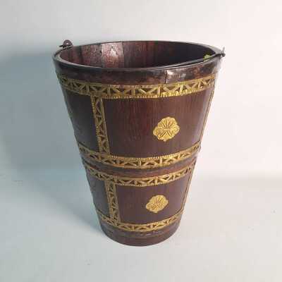 TIMBER BUCKET