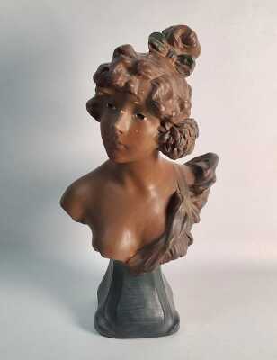 PLASTER BUST