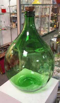 DEMIJOHN