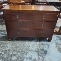 CHEST OF DRAWERS