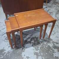 NESTING TABLES - 2