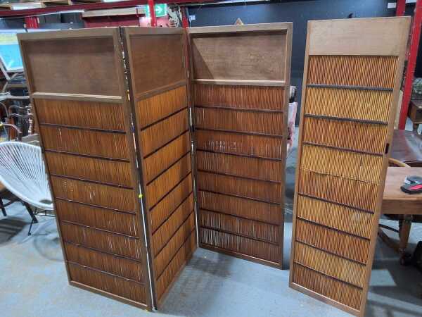 DIVIDING DECOR LOT