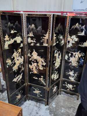 FOLDING SCREEN