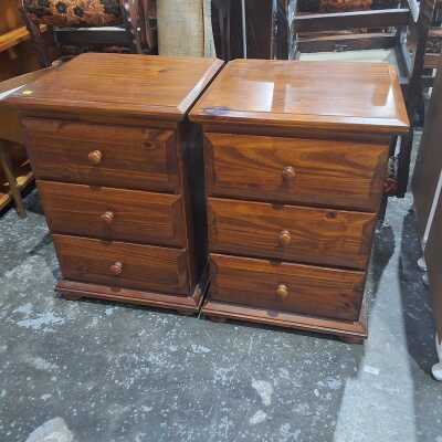 BEDSIDE CABINETS