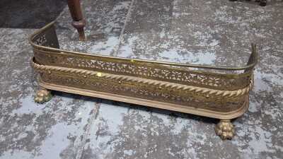 FIRE CURB